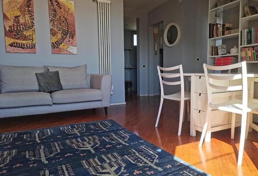 سوئیت با بالکن, Maison Giulivia A San Pietro