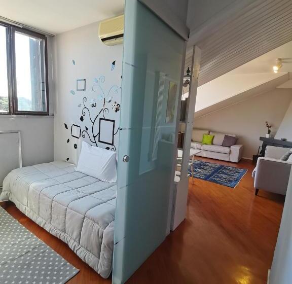 سوئیت با بالکن, Maison Giulivia A San Pietro