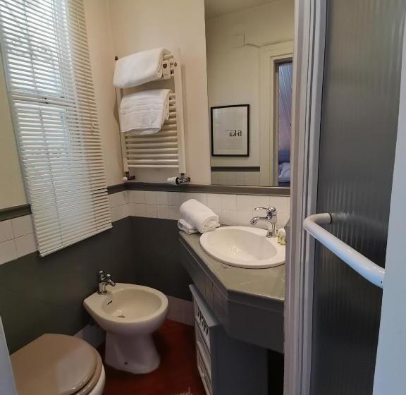 سوئیت با بالکن, Maison Giulivia A San Pietro