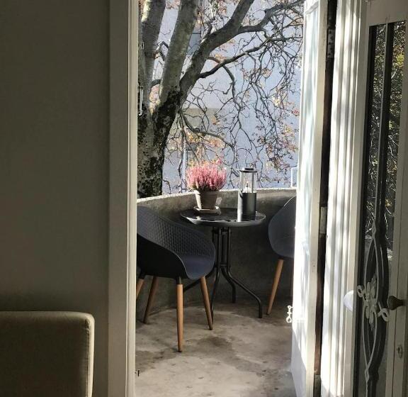 اتاق استاندارد با بالکن, Snorri's Guesthouse