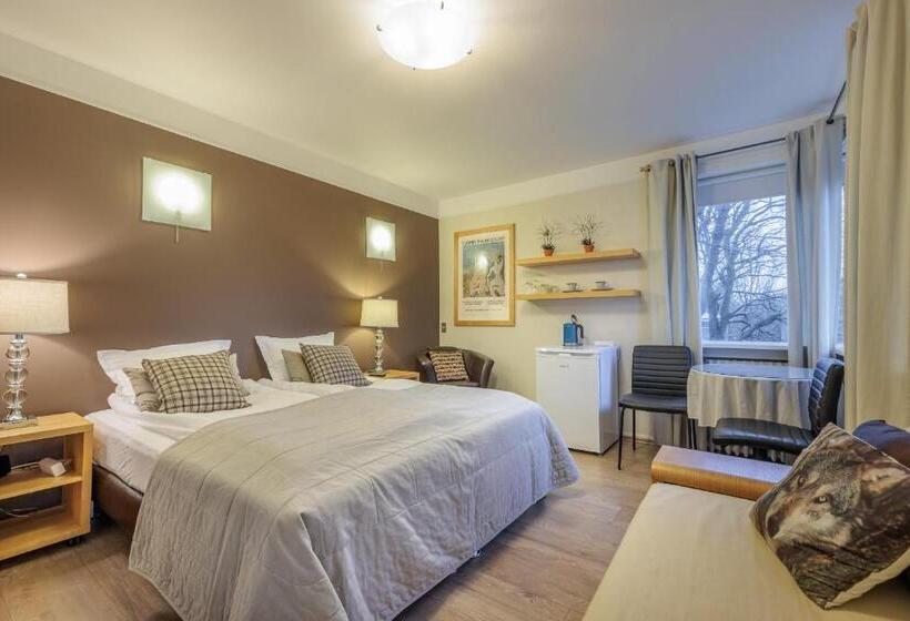 اتاق استاندارد با بالکن, Snorri's Guesthouse