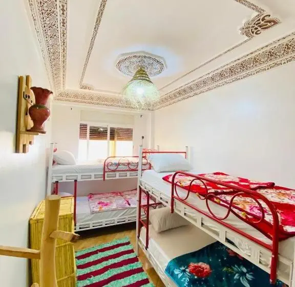 ルームシェアのワンベッド, Azoul Surf Hostel Taghazout
