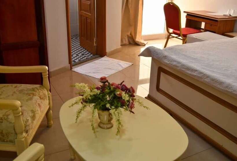 سوئیت راحتی, Edenia