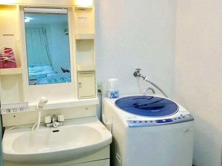 4 Bett Standardzimmer, Hendakara