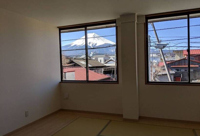 اتاق کلاسیک چهارنفره, Machi No