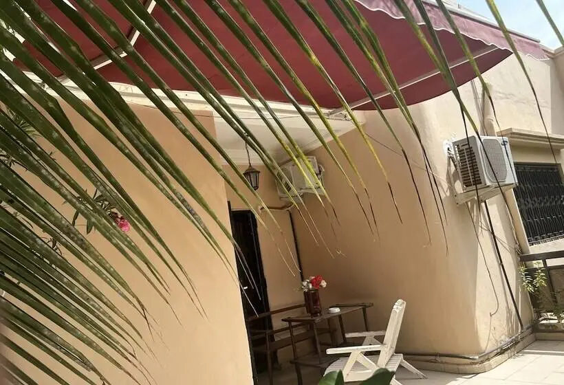 اتاق کلاس بیزنس, Villa Jade