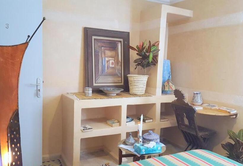 带共用浴室的标准房间, Art Riad Au Bord De La Mer