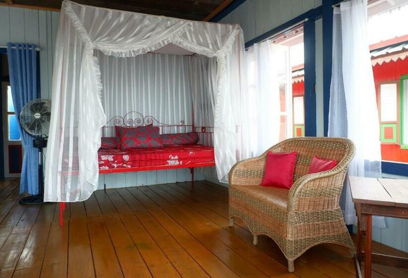 חדר דלוקס, Rock And Wreck Dive Resort