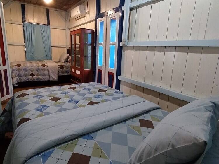 חדר דלוקס, Rock And Wreck Dive Resort