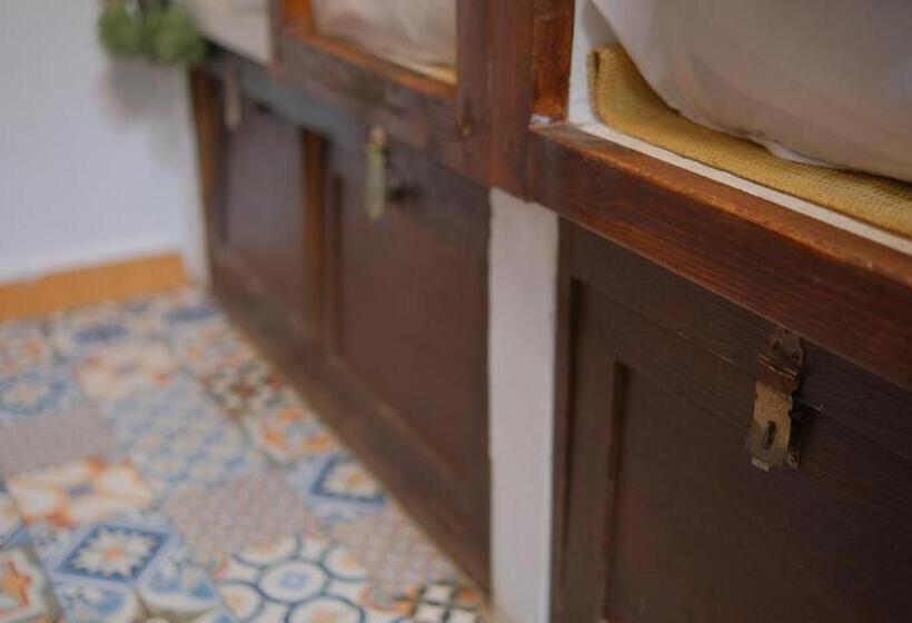 공동 객실, Darna Hostel