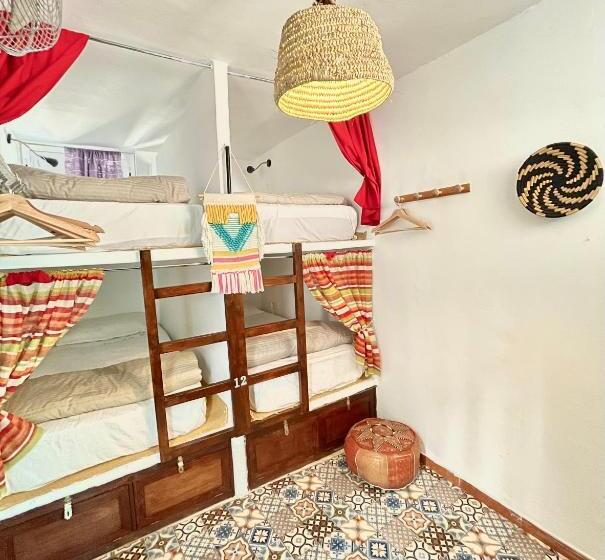 공동 객실, Darna Hostel