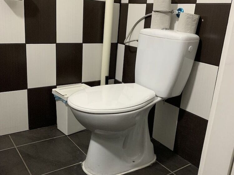 تختخواب در اتاق مشترک, Gng Home 2   Hostel