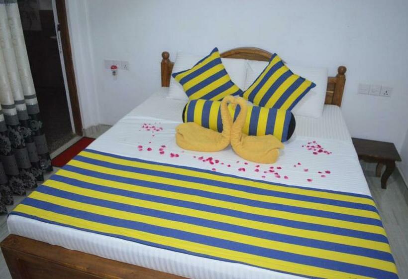 经济房, Green Garden Resort