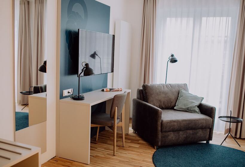 اتاق استاندارد برای معلولان, Jann Von Norderney