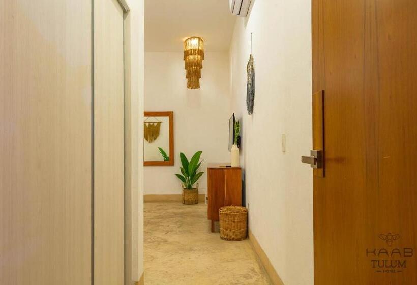 Delüks Oda, Kaab Tulum