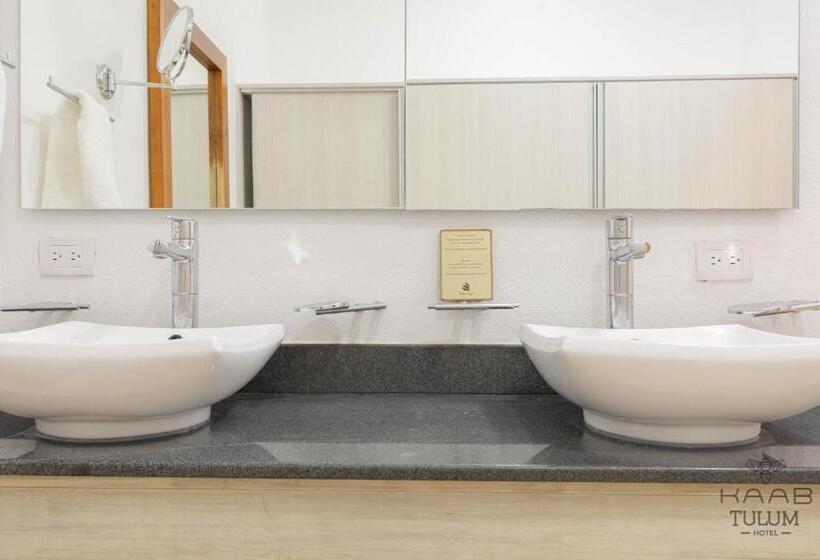 Delüks Süit, Kaab Tulum