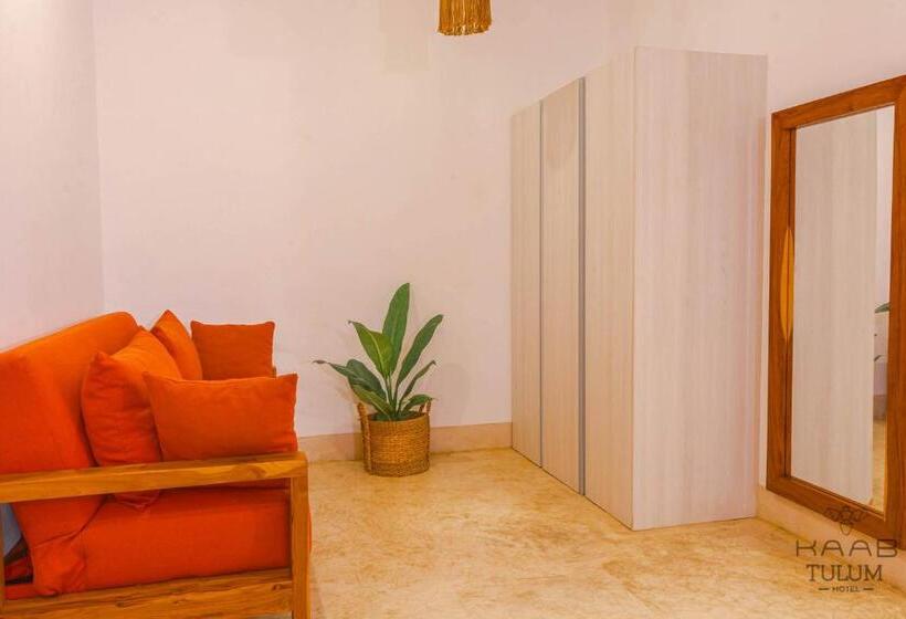 Lüks Süit, Kaab Tulum