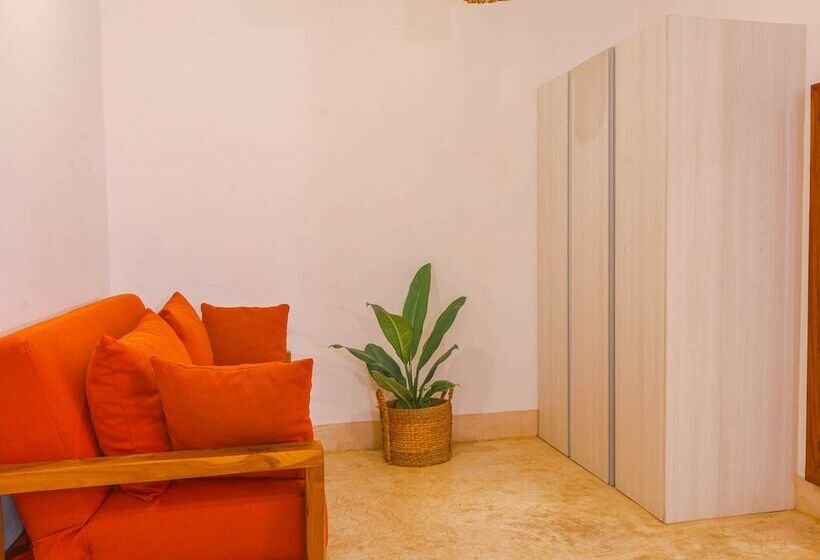 Aile Süiti, Kaab Tulum