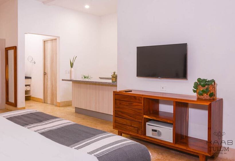 Aile Süiti, Kaab Tulum