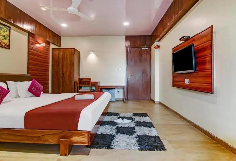 Quarto Deluxe, Shree Daan