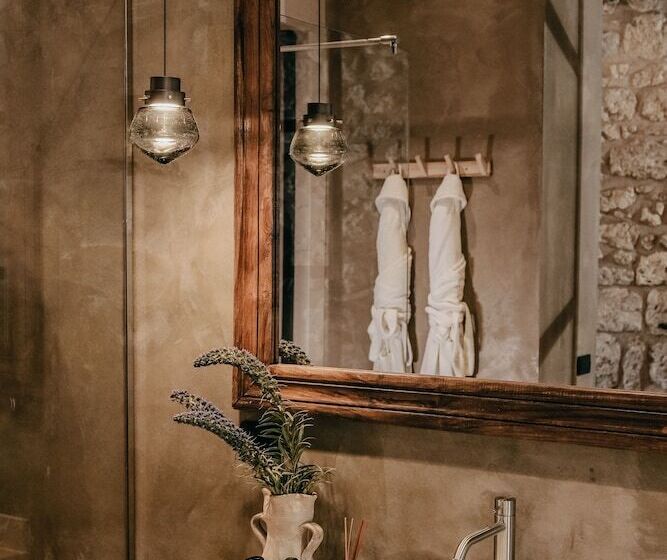 高级套房, Susafa