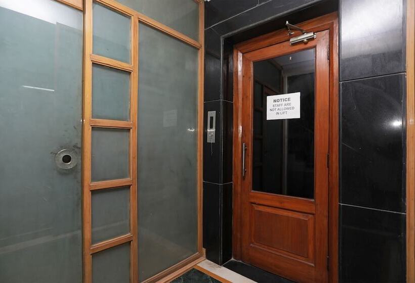 Standard Room, Capital O 14451 The Residency