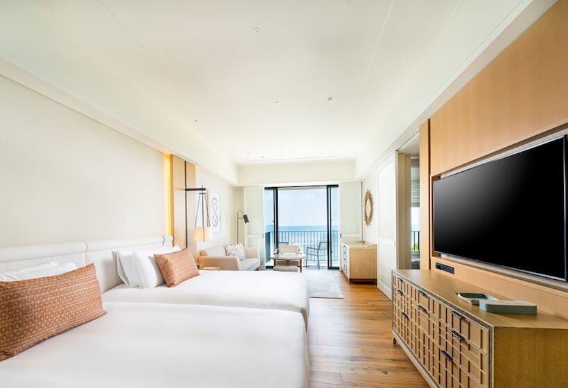 غرفة ديلوكس سرير كينج, Halekulani Okinawa