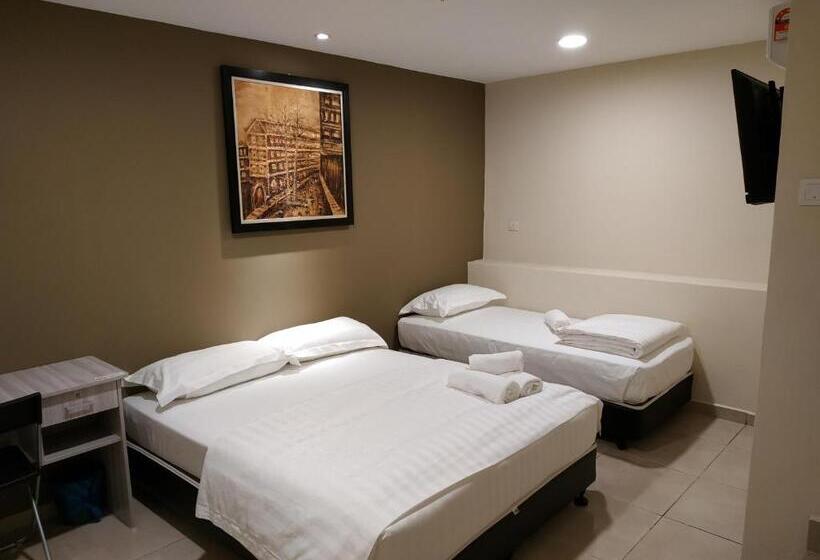 Трехместный Номер Superior, M Design Hotel At Bangi 7