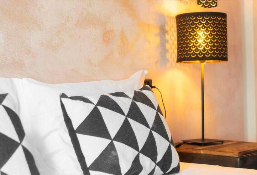 آپارتمان 1 خوابه با بالکن, Marconi Rooms And Apartments