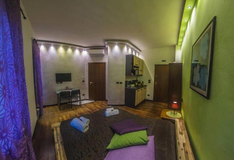 استودیو استاندارد با بالکن, Marconi Rooms And Apartments