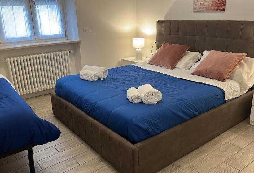 تختخواب در اتاق مشترک, Marconi Rooms And Apartments