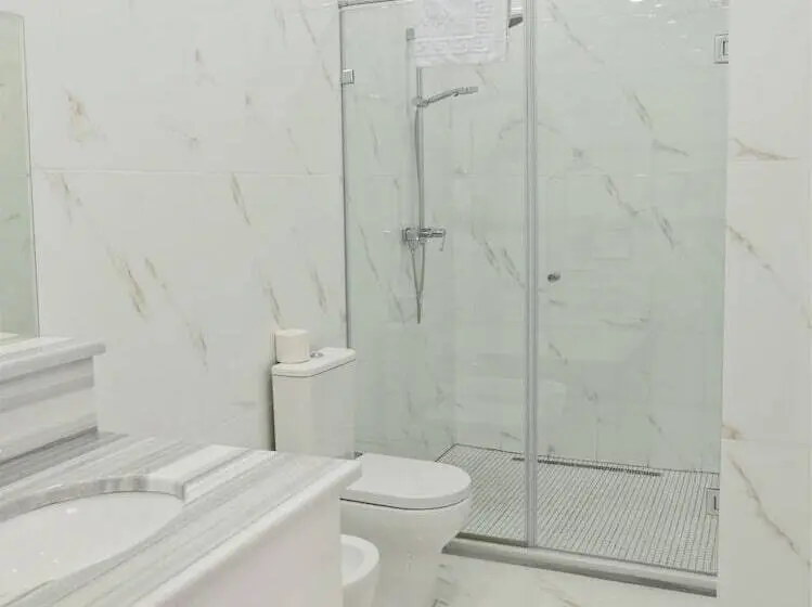スタンダードルーム, Dona