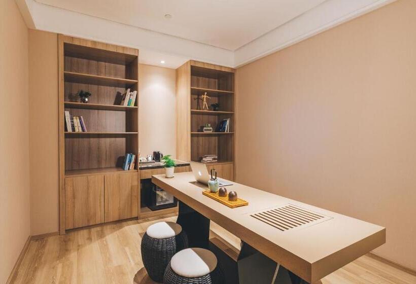 Suite, Atour Hotel Shanghai New International Expo Center Maglev Station