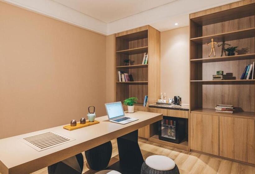 Suite, Atour Hotel Shanghai New International Expo Center Maglev Station