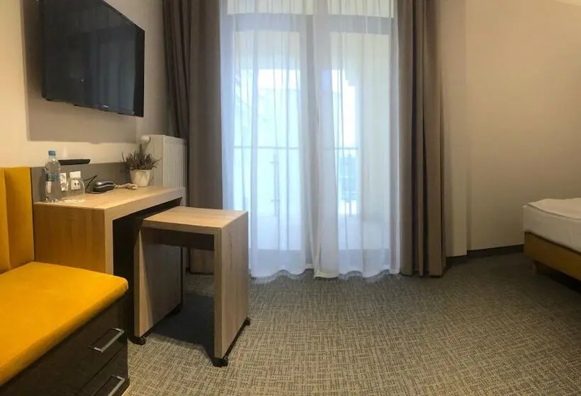 スーペリアシングルルーム, Akacja Medical Resort