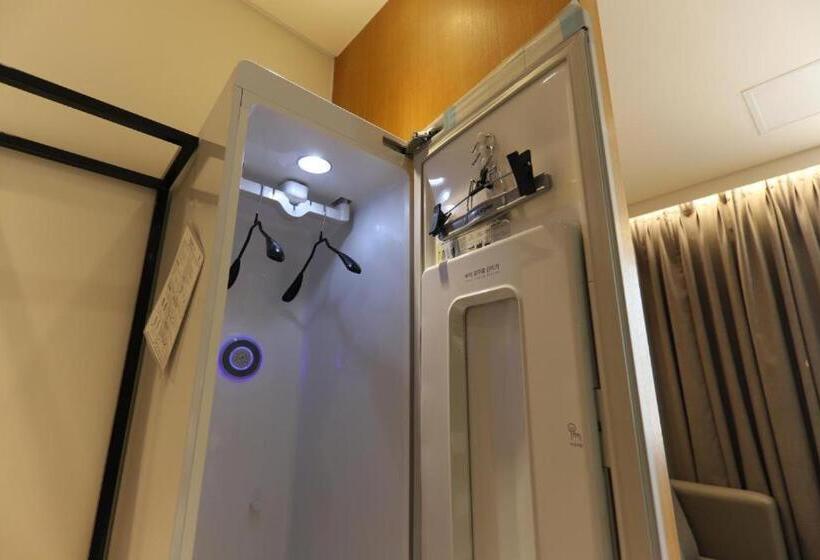 חדר סופריור נוף לעיר, Brooks Business