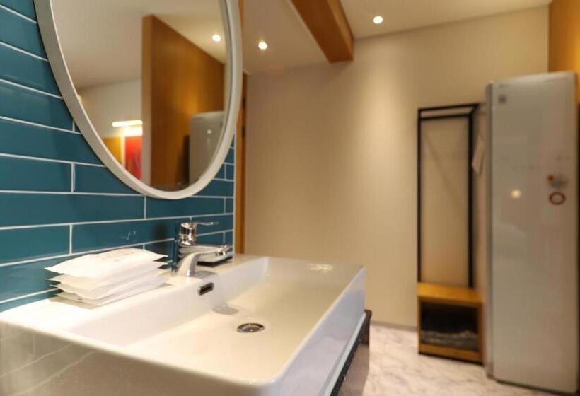 חדר סופריור נוף לעיר, Brooks Business