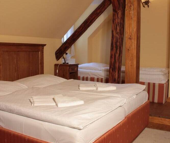 スタンダード４人部屋, Penzion Cosmopolitan Ii