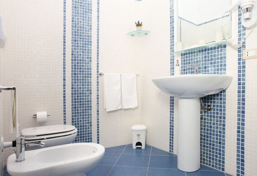 四人高级间, Coralia Bed & Breakfast