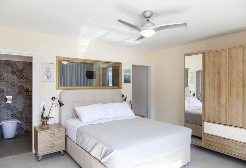 جناح ديلوكس مطل على البحر, Sappho Boutique Suites