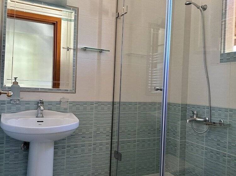 Номер Стандарт Трехместный, Sofotel