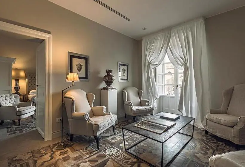 مجموعه ویستا شهر, Seven Rooms Villadorata