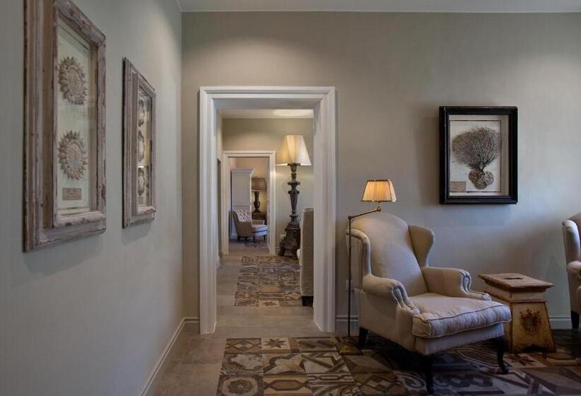 סוויטה עם נוף לעיר, Seven Rooms Villadorata