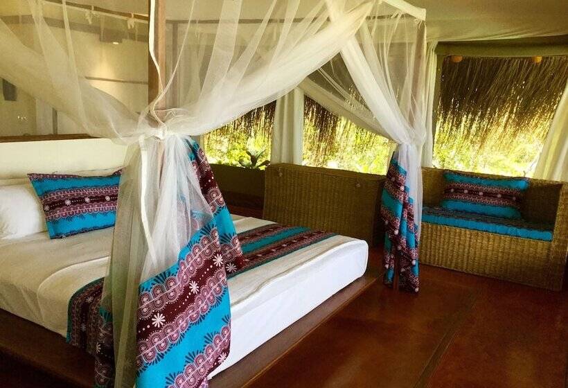 چادر با خدمات رفاهی لوکس, Asdunas Lodge