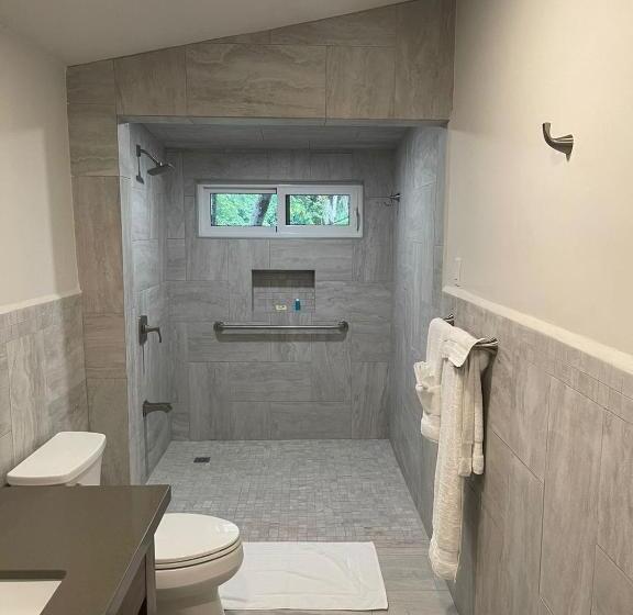 غرفة سوبيريور, Roaring River Golf & Accommodations