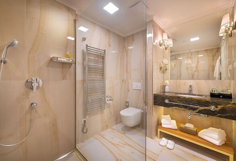 اتاق سوپریور با تخت بزرگ, Villa Harmony