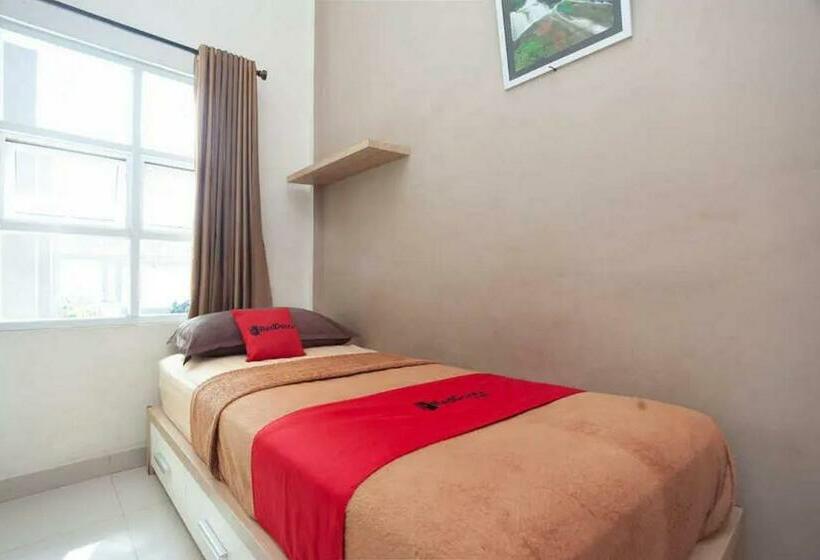 اتاق استاندارد یک نفره, Reddoorz Syariah @ Jalan Hos Cokroaminoto Jambi