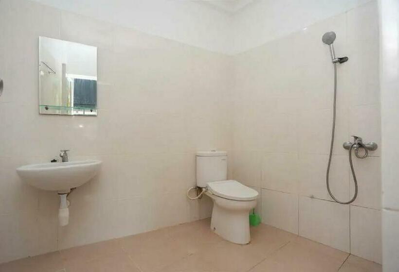 اتاق لوکس, Reddoorz Syariah @ Jalan Hos Cokroaminoto Jambi