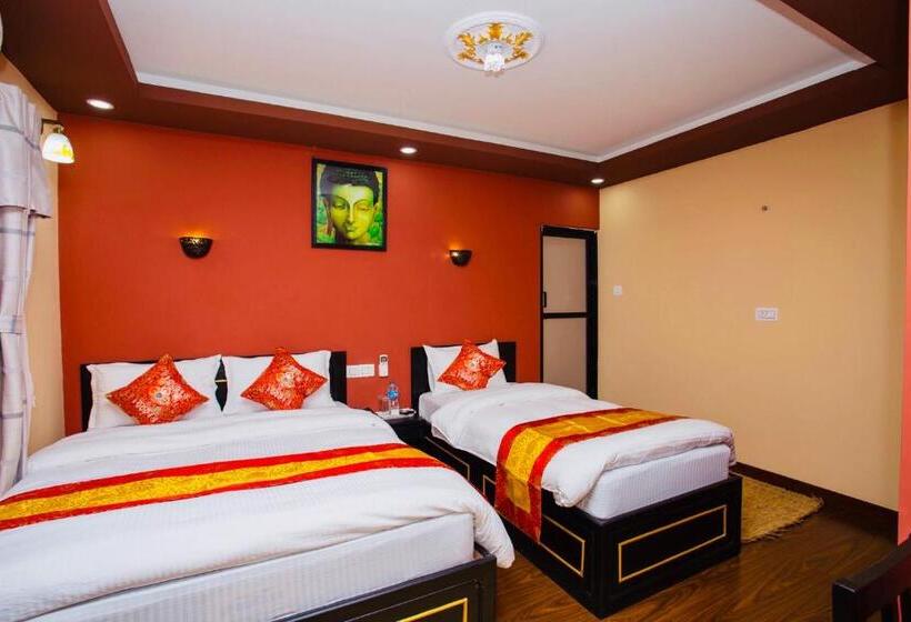 سوییت خانوادگی, Gurung's Home