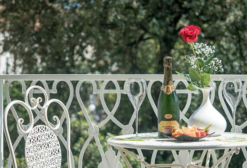 سوییت خانوادگی, Residenza Viani Guest House